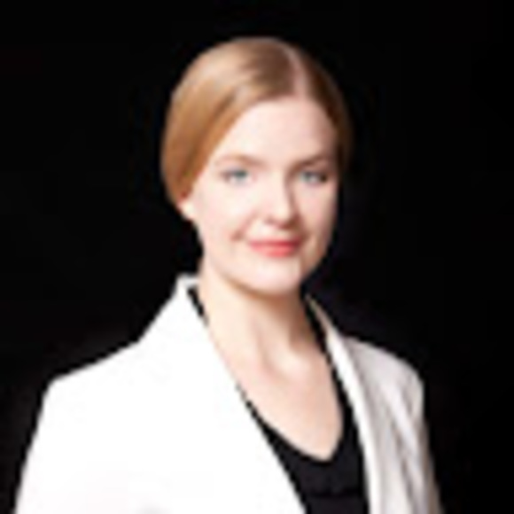 Meet your Posher, Stephanie - Picture 1 of 1